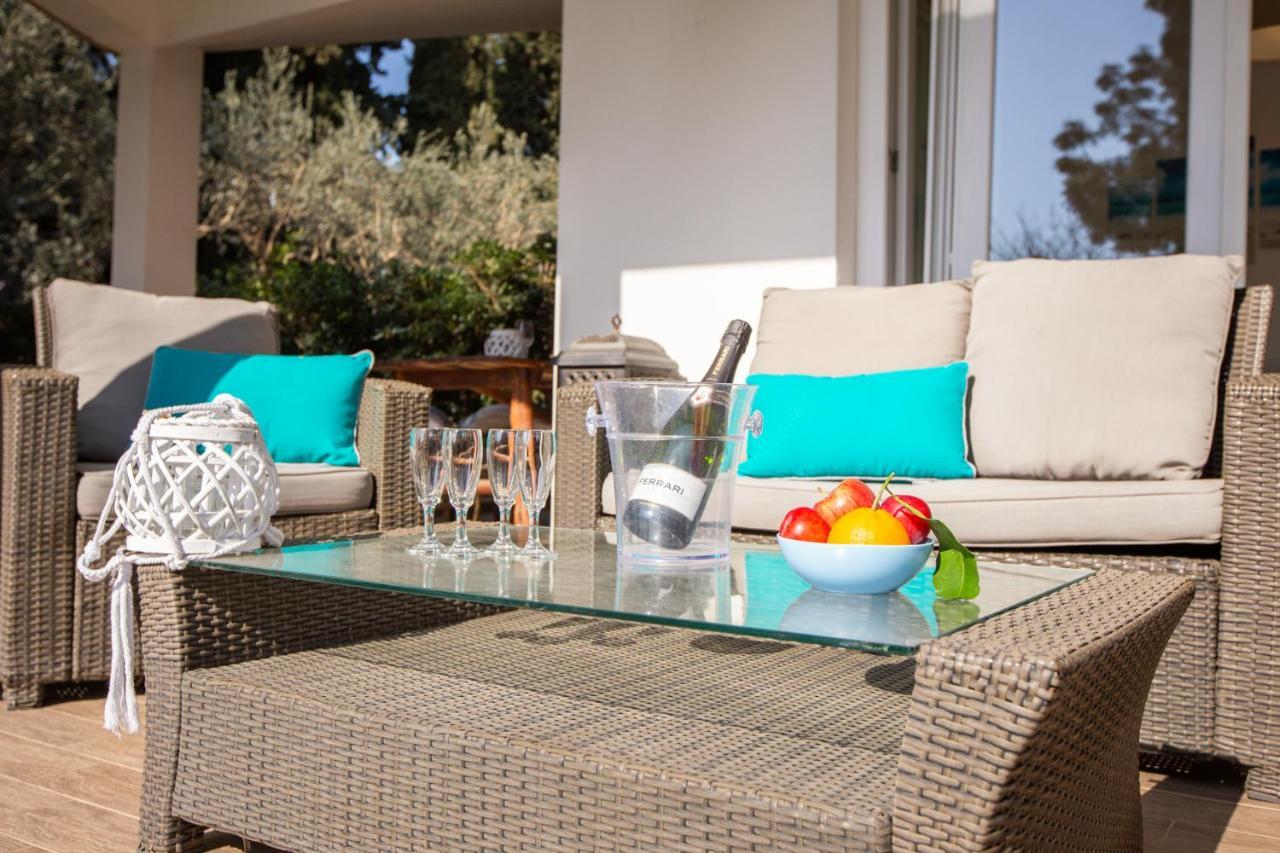 Sardinia Hostay Holiday House With Garden Sant'Isidoro Sant Isidoro  エクステリア 写真